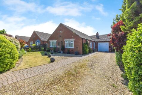3 bedroom detached bungalow for sale