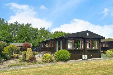 2 bedroom park home for sale