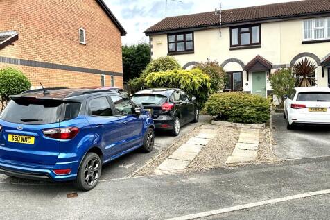 2 bedroom mews property for sale