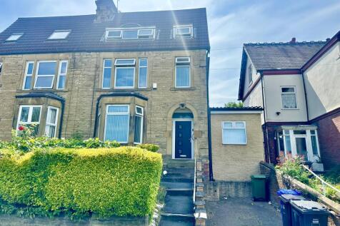 6 bedroom semi-detached house for sale