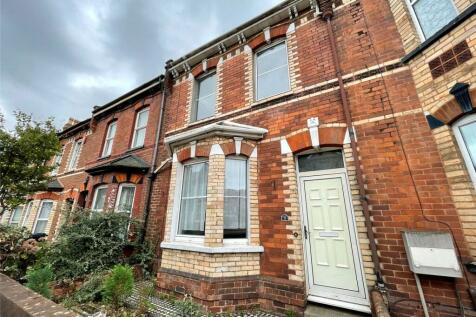 5 bedroom terraced house for sale