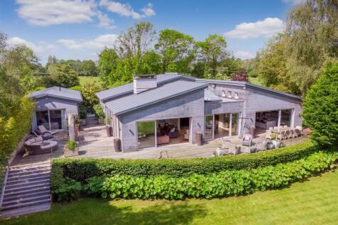 Loddon Drive, Wargrave, Wargrave RG10 4 bed detached house for sale