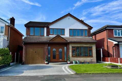 5 bedroom detached house for sale