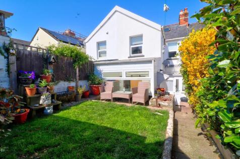 North View Avenue, Bideford 3 bed terraced house for sale