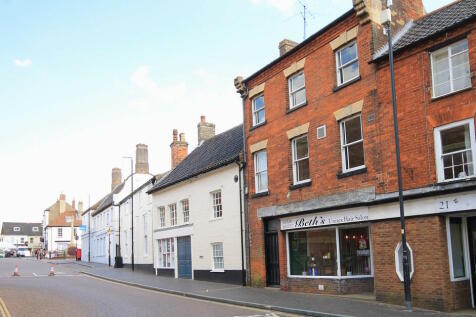 Market Place, Norfolk NR21 13 bed townhouse for sale