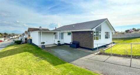 3 bedroom bungalow for sale