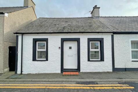 Church Street, Aberffraw, Ty Croes... 3 bed semi