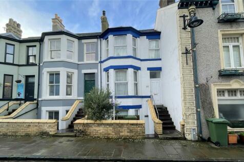 4 bedroom terraced house for sale