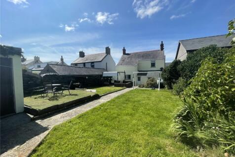 Carmel, Caernarfon, Gwynedd, LL54 3 bed detached house for sale