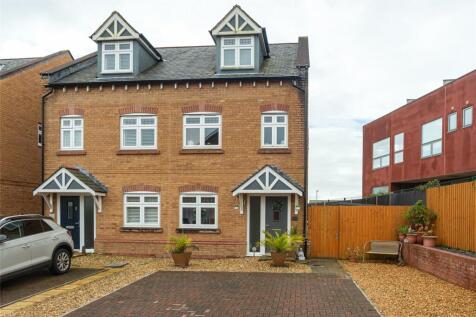 Gwel Y Llan, Caernarfon, Gwynedd, LL55 3 bed semi