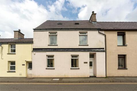 High Street, Deiniolen, Caernarfon... 4 bed terraced house for sale