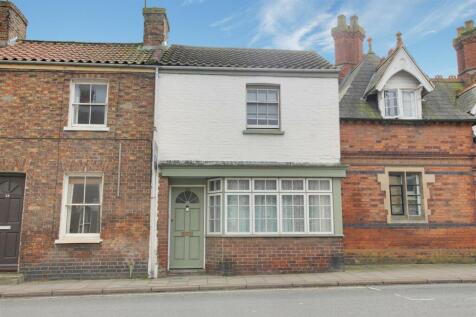 5 bedroom terraced house for sale