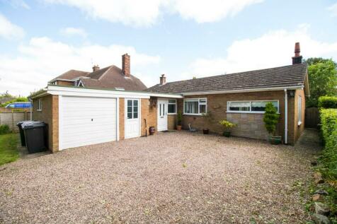 2 bedroom detached bungalow for sale