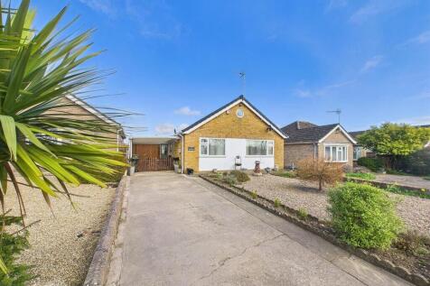 Hall Lane, Skegness PE24 3 bed detached bungalow for sale