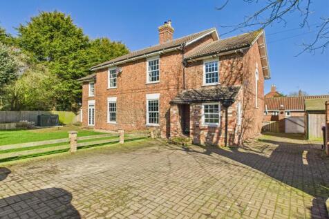 6 bedroom detached house for sale