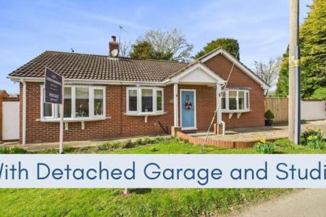 2 bedroom detached bungalow for sale