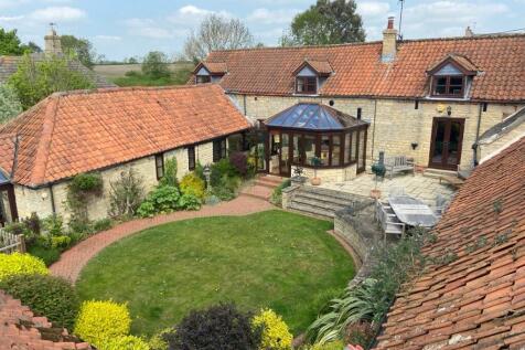 6 bedroom semi-detached house for sale