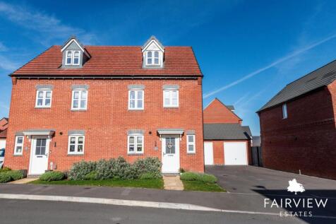 4 bedroom semi-detached house for sale
