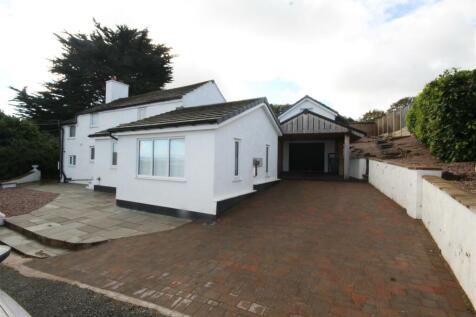 Minffordd Road, Llanddulas, Abergele 4 bed cottage for sale