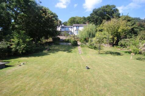 Llangwstenin, Llandudno Junction 5 bed detached house for sale