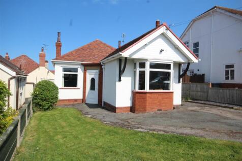 Princess Avenue, Rhos On Sea, Colwyn Bay 2 bed detached bungalow for sale
