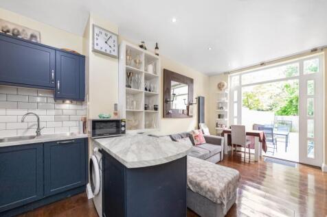 Lennard Road, Beckenham, BR3 2 bed apartment for sale