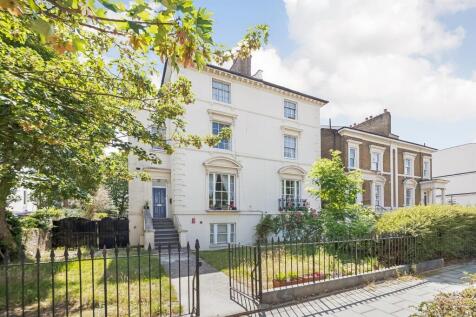 Sydenham Park, Sydenham, London, SE26 3 bed apartment for sale