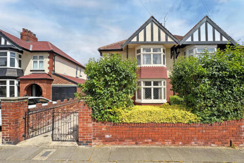 Teesdale Avenue, Hartlepool, TS26 9 3 bed semi