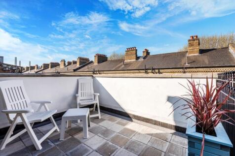 Westmoreland Terrace, London SW1V 3 bed maisonette for sale