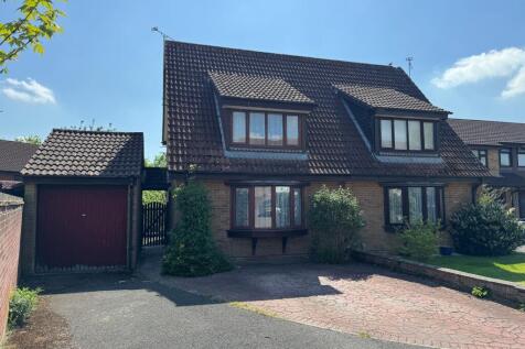 Maldwyn Close, Middleleaze, Swindon, SN5 3 bed semi