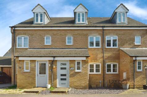3 bedroom terraced house for sale