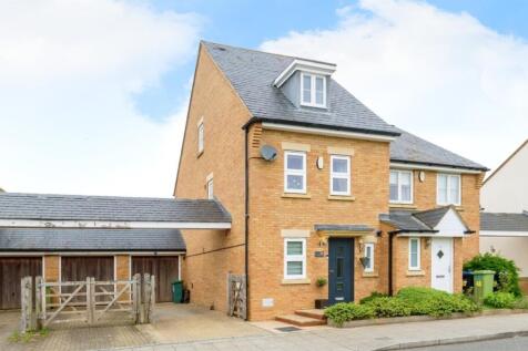 4 bedroom semi-detached house for sale