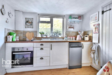 Victory Lane, Tilney St Lawrence 2 bed cottage for sale