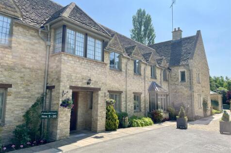 Prebendal Court, Station Road... 2 bed retirement property for sale