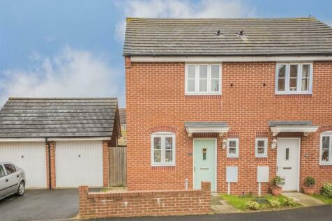 2 bedroom semi-detached house for sale