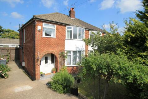 3 bedroom semi-detached house for sale