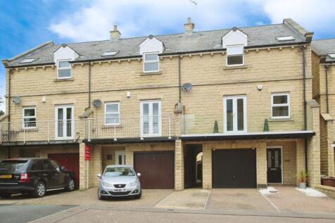 Cavendish Mews, Drighlington, BD11 4 bed townhouse for sale