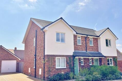 Parlour Way, Verwood, Dorset, BH31 3 bed semi