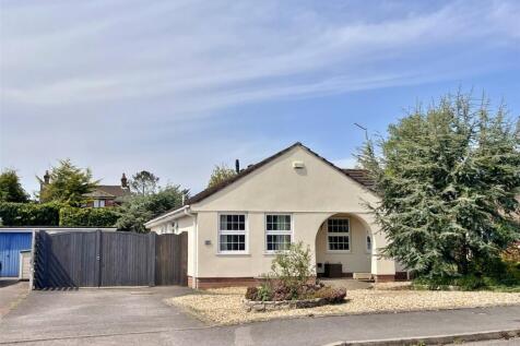 Whitebeam Way, Verwood, Dorset, BH31 3 bed bungalow for sale