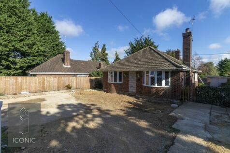 3 bedroom detached bungalow for sale