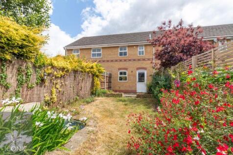 Old Warren, Taverham, Norwich 2 bed terraced house for sale