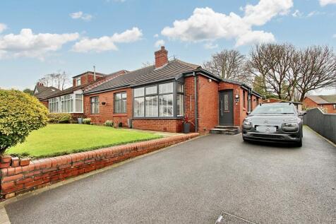 5 bedroom semi-detached bungalow for sale