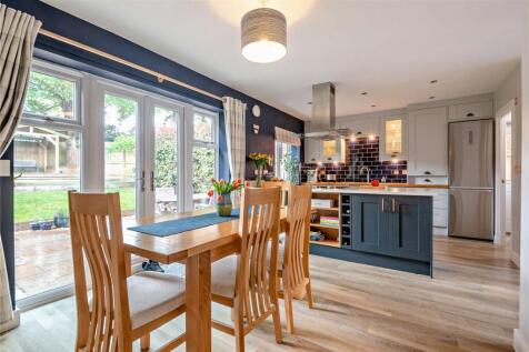 Meadowbrook, Woolton Hill, Newbury... 5 bed detached house for sale