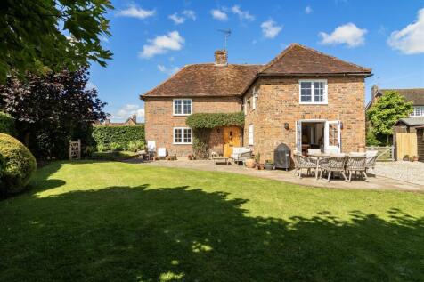 High Street, Flamstead 4 bed end of terrace house for sale