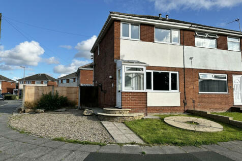 2 bedroom semi-detached house for sale