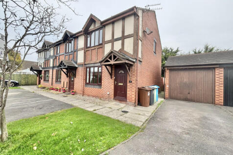 Chaffinch Court, Herons Reach FY3 3 bed end of terrace house for sale