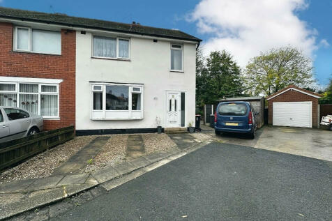 3 bedroom semi-detached house for sale