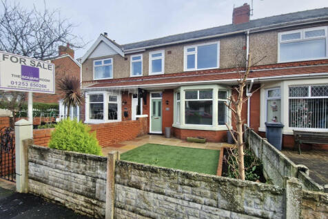 Bramley Avenue, Fleetwood FY7 3 bed terraced house for sale