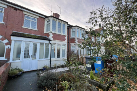 3 bedroom terraced house for sale