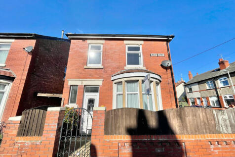 Lindsay Avenue, Blackpool FY3 3 bed detached house for sale